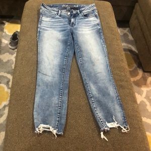 American eagle frayed bottom stretch jeans